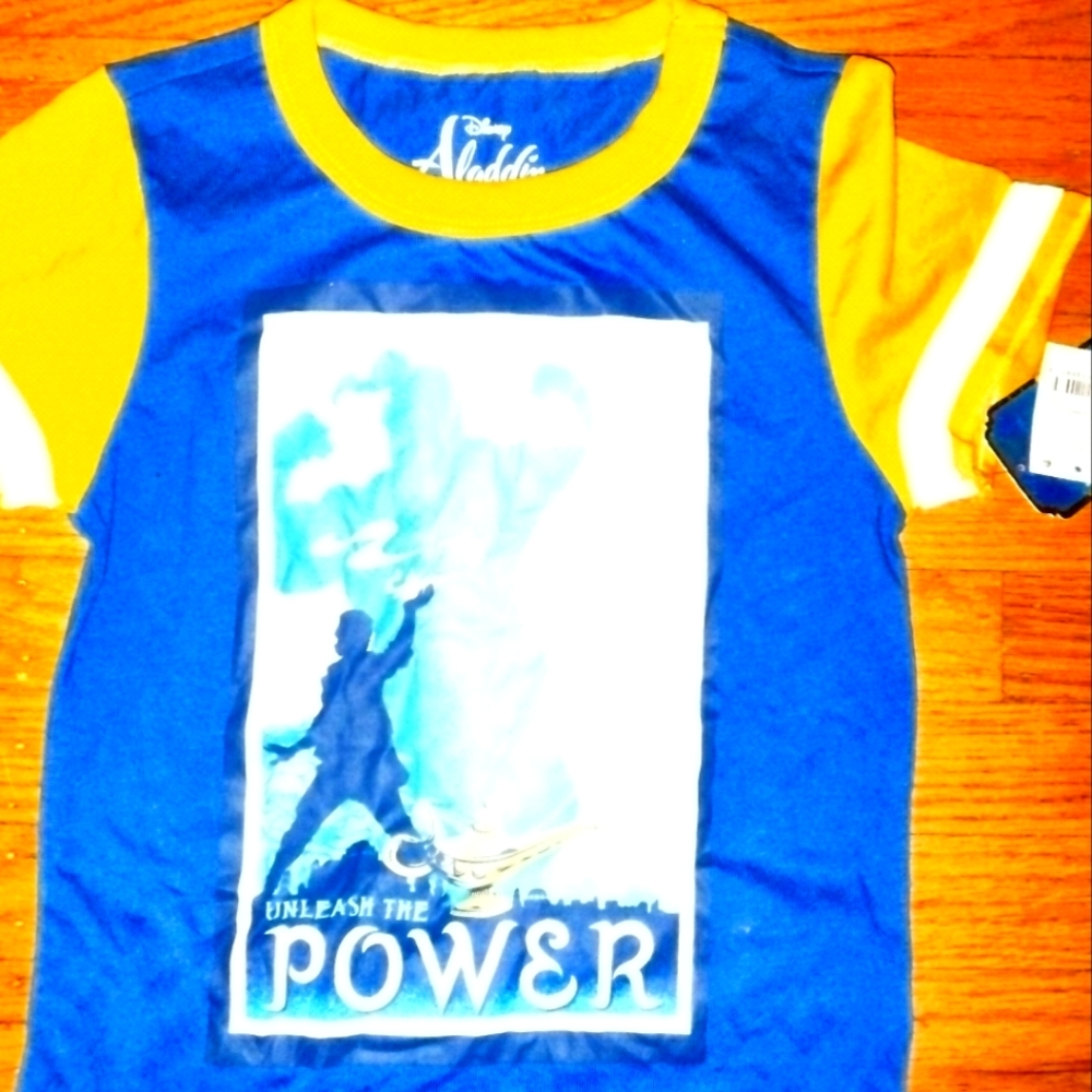 Disney Aladdin Ringer t shirt XS NWT